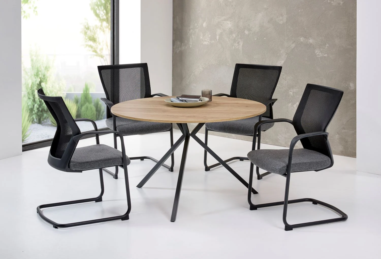 hr_20240908_01.webp Vergadertafel Cube rond Ø120cm - Afbeelding 1