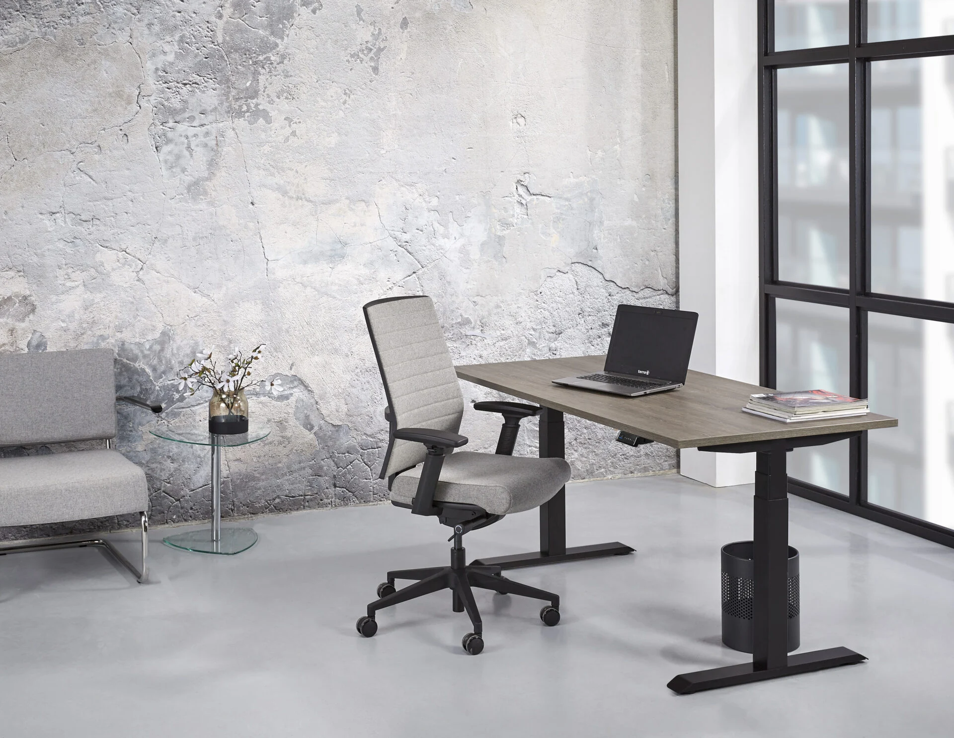 hr_zf3zlo_laag_ret_1.webp Zit/sta Premium elektrisch 140x80 cm - Afbeelding 1